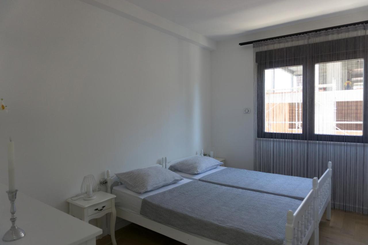 Apartman Aurora Требинє Екстер'єр фото